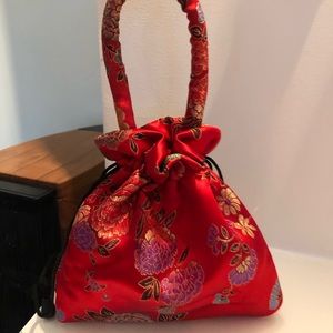 Cute silk drawstring coin purse w/Asian embroidery